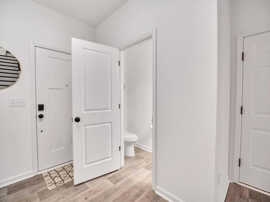 Gorgeous New Townhome/Charlotte! Eksteriør billede